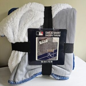 MLB Kansas City Royals Sherpa Throw Blanket 60x70 New With Tags